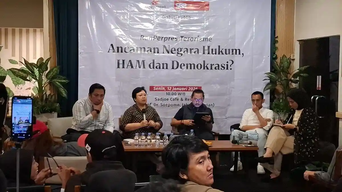 Prof-Dr-AAni-Widyani-Soetjipto-321